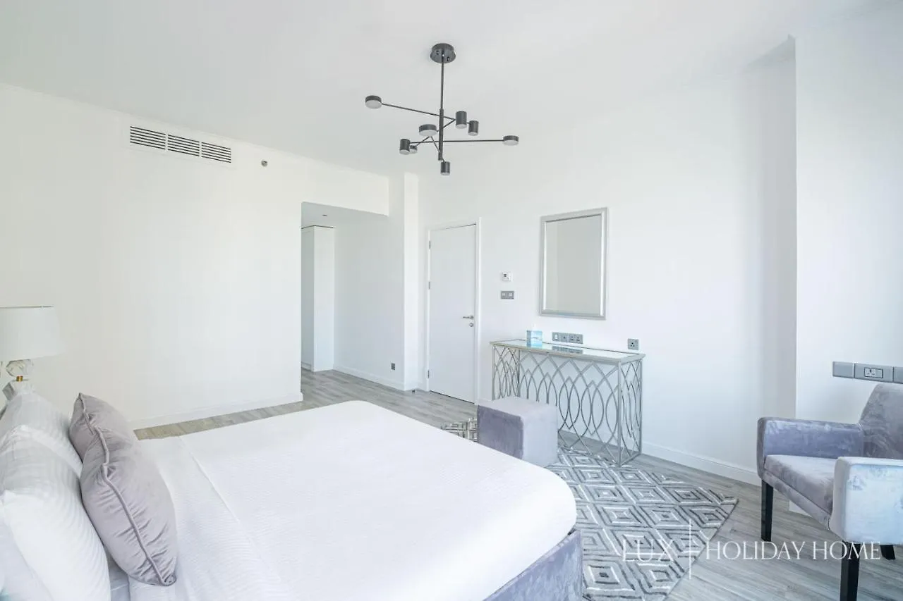 Lux - Ibn Battuta Residence Dubai Apartment